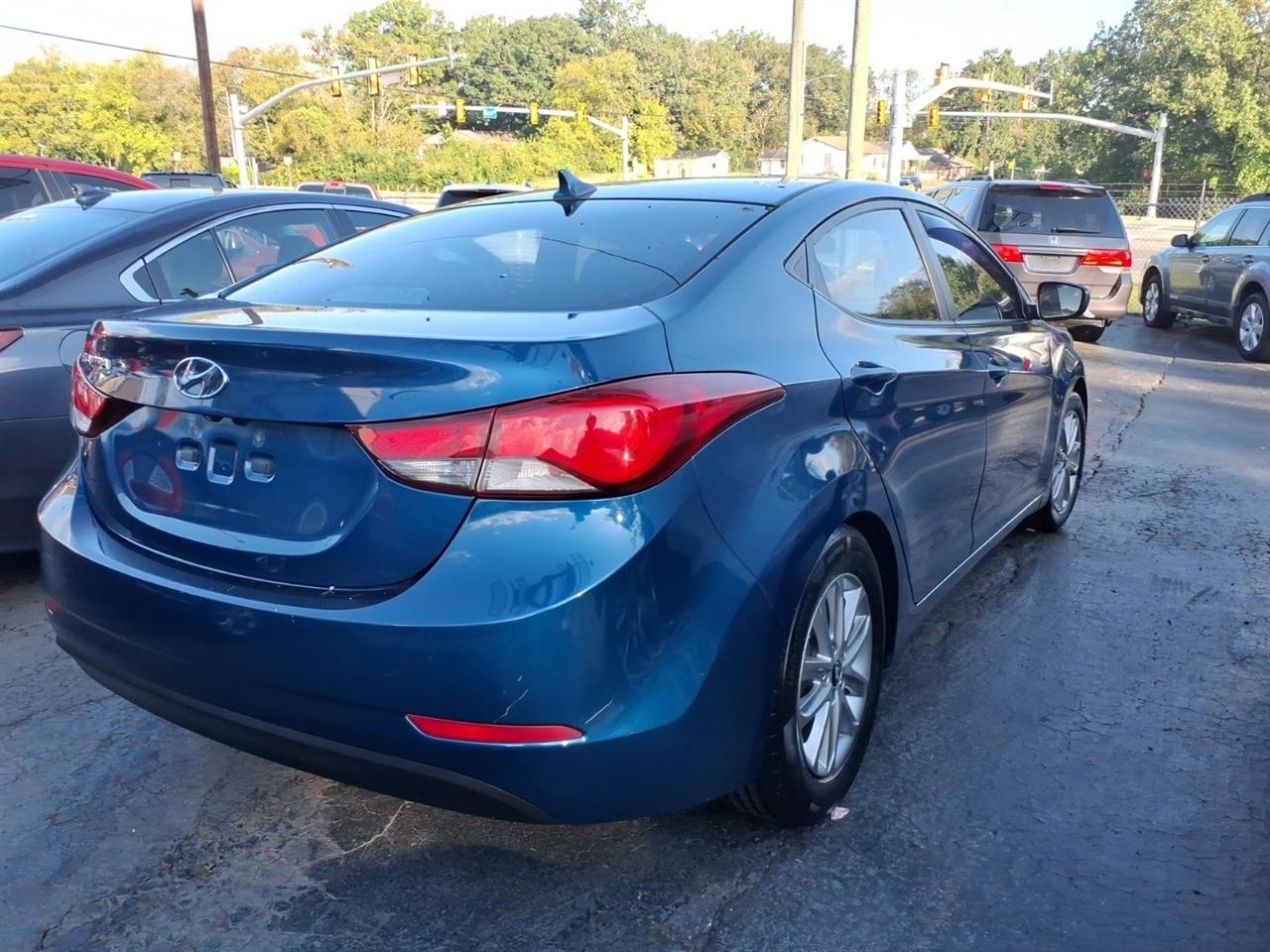 Hyundai Elantra  2014