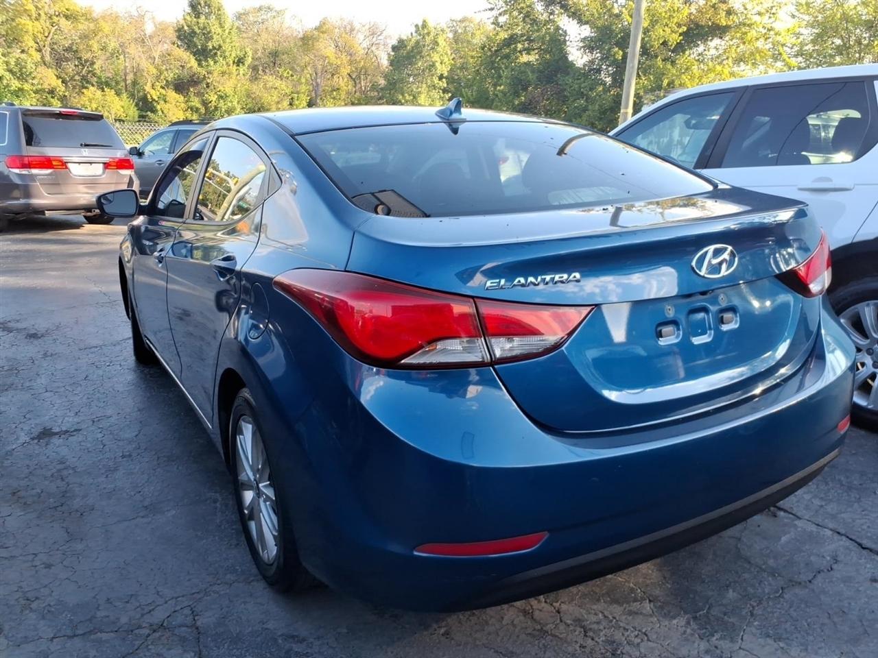 Hyundai Elantra  2014