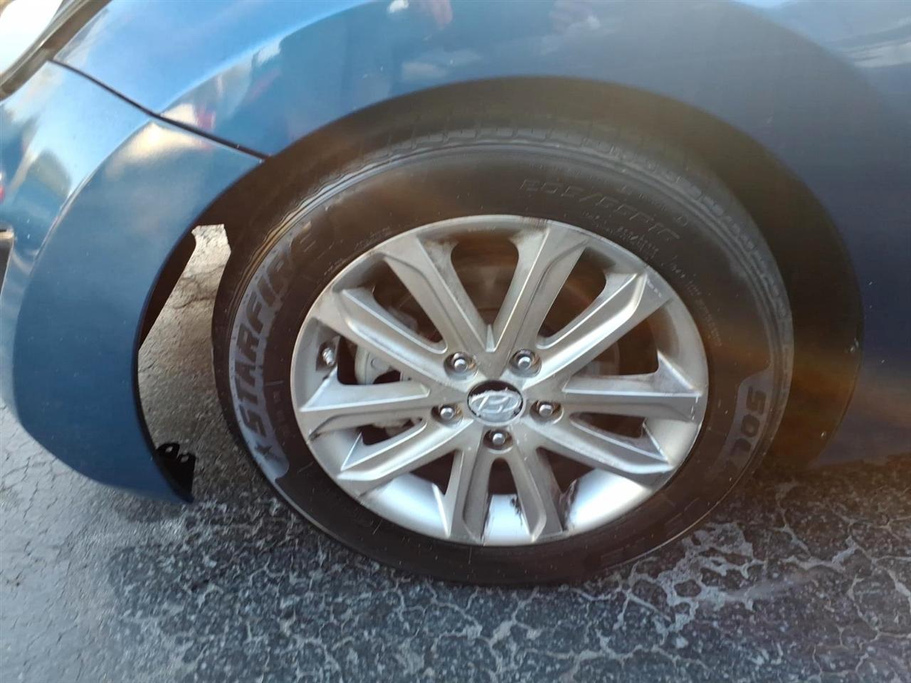 Hyundai Elantra  2014