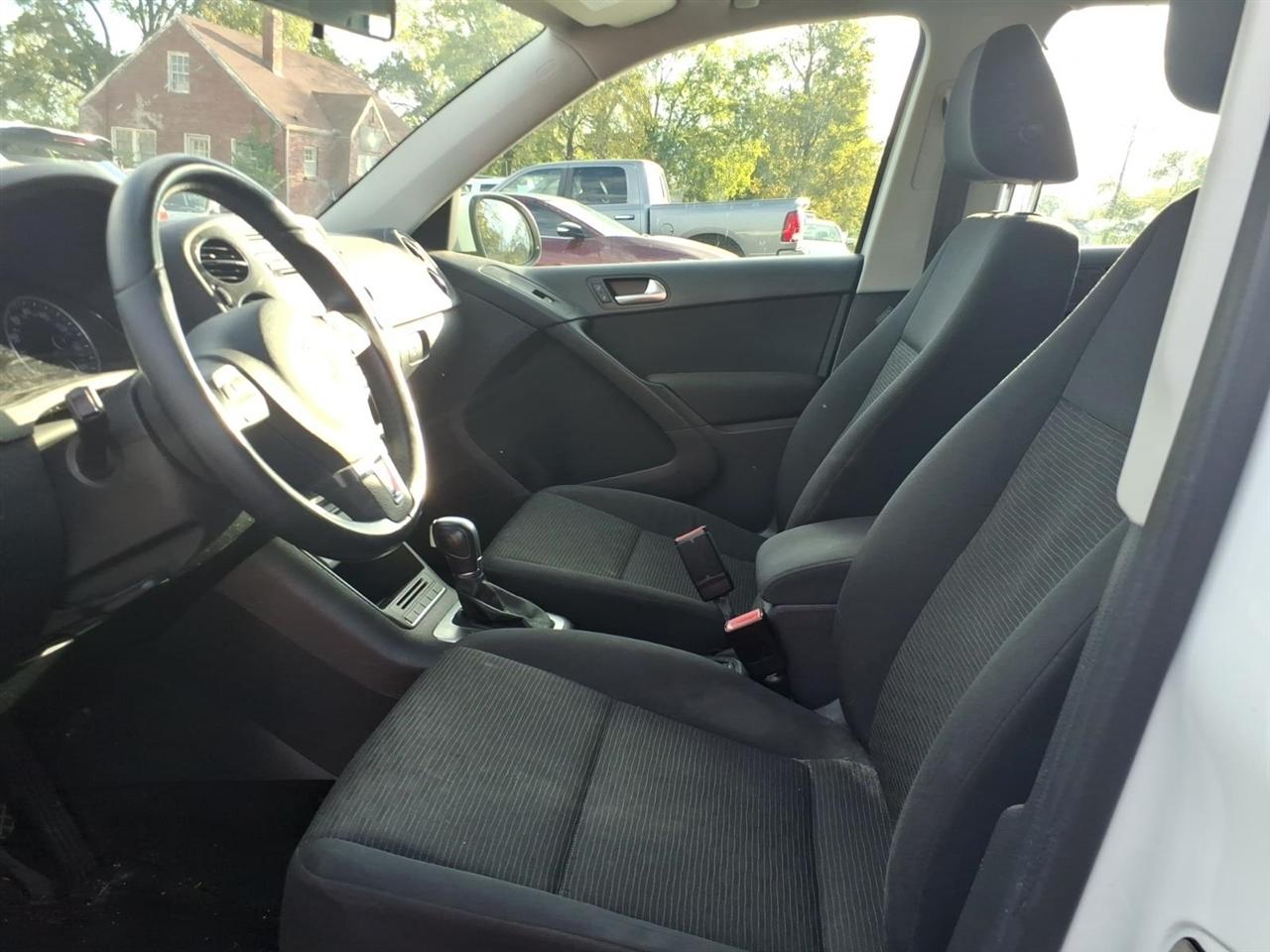 Volkswagen Tiguan  2015