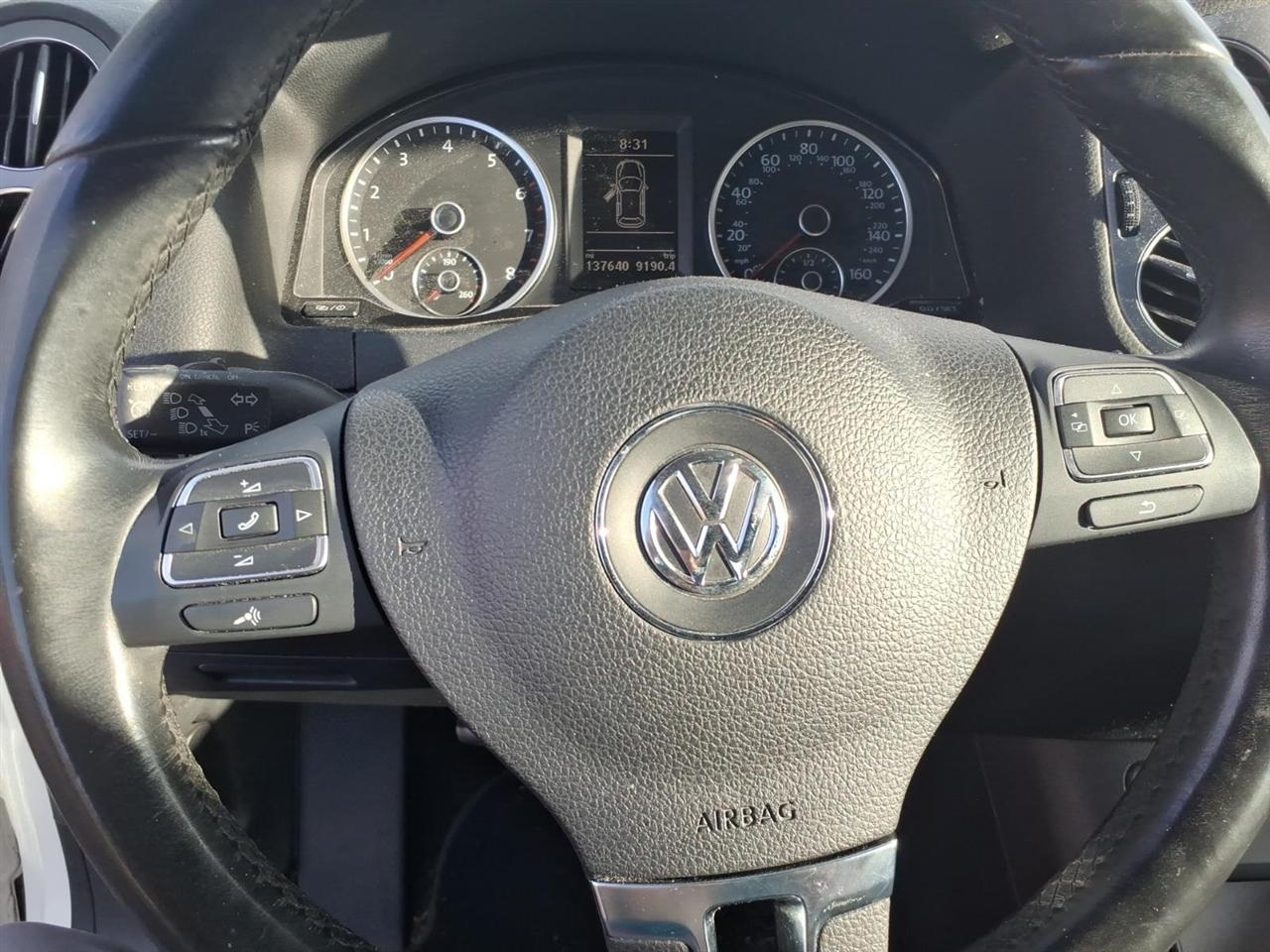 Volkswagen Tiguan  2015