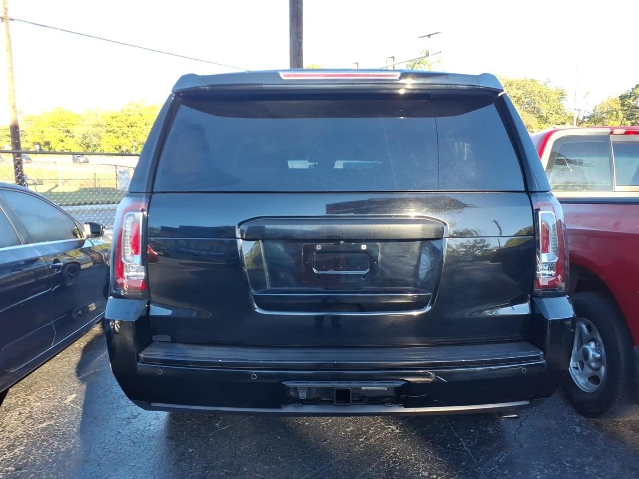 GMC Yukon XL  2017