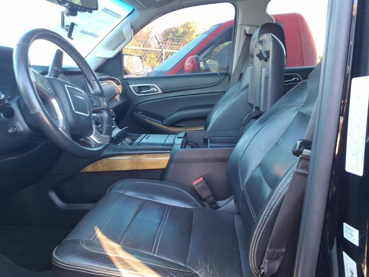 GMC Yukon XL  2017