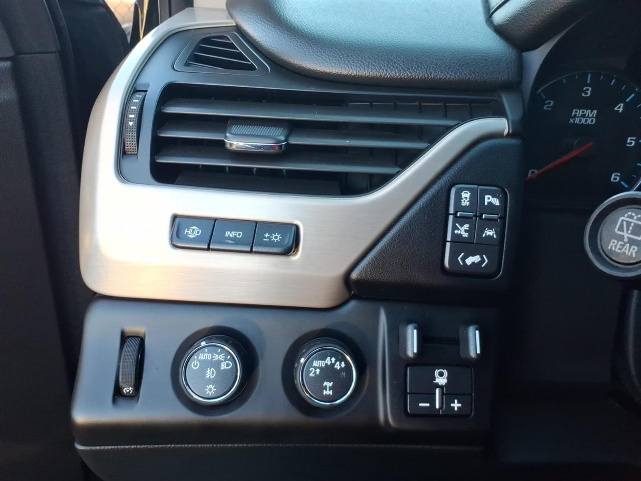 GMC Yukon XL  2017