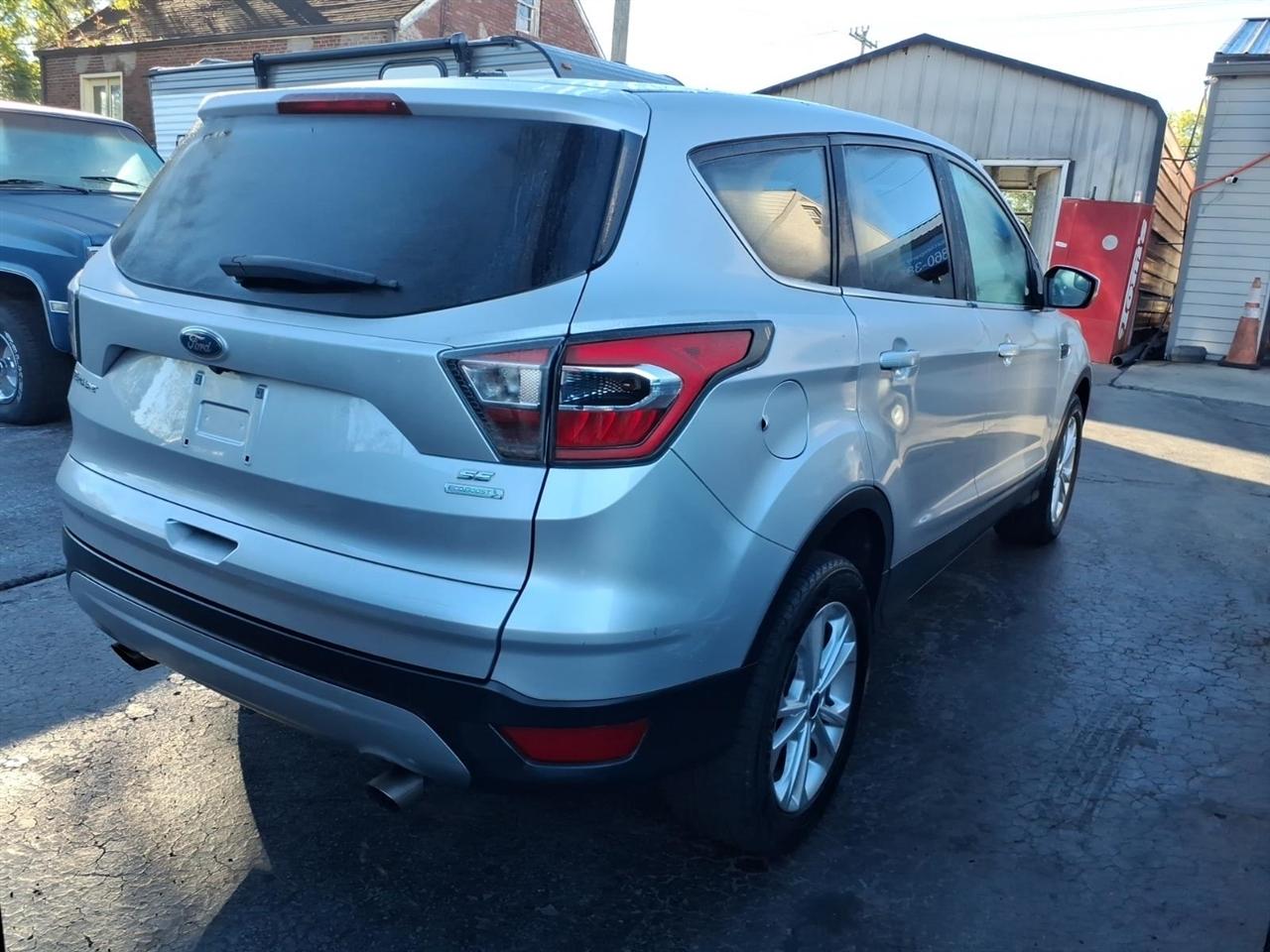 Ford Escape  2017