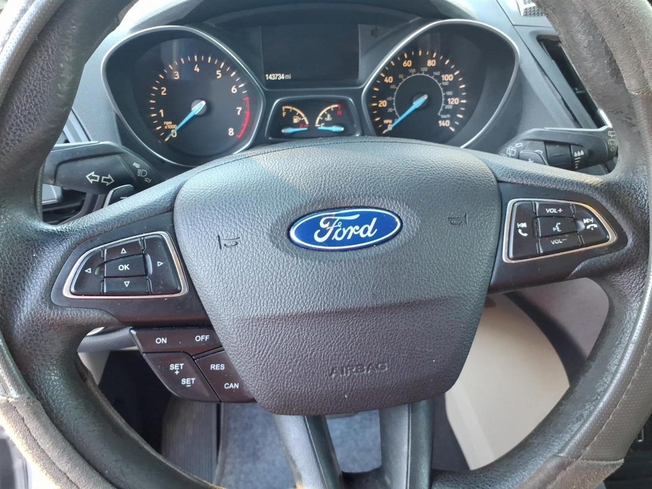 Ford Escape  2017