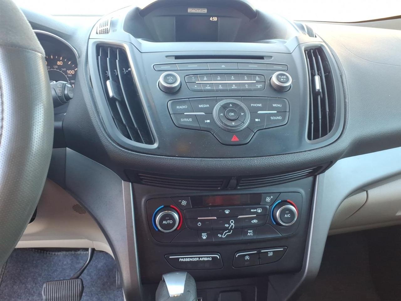 Ford Escape  2017