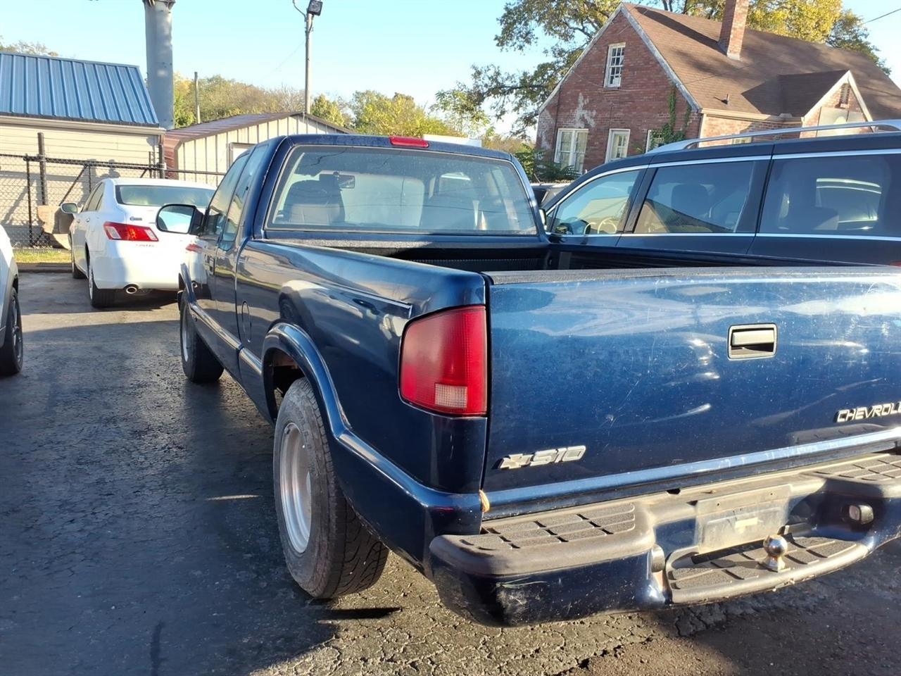 Chevrolet S-10  2003