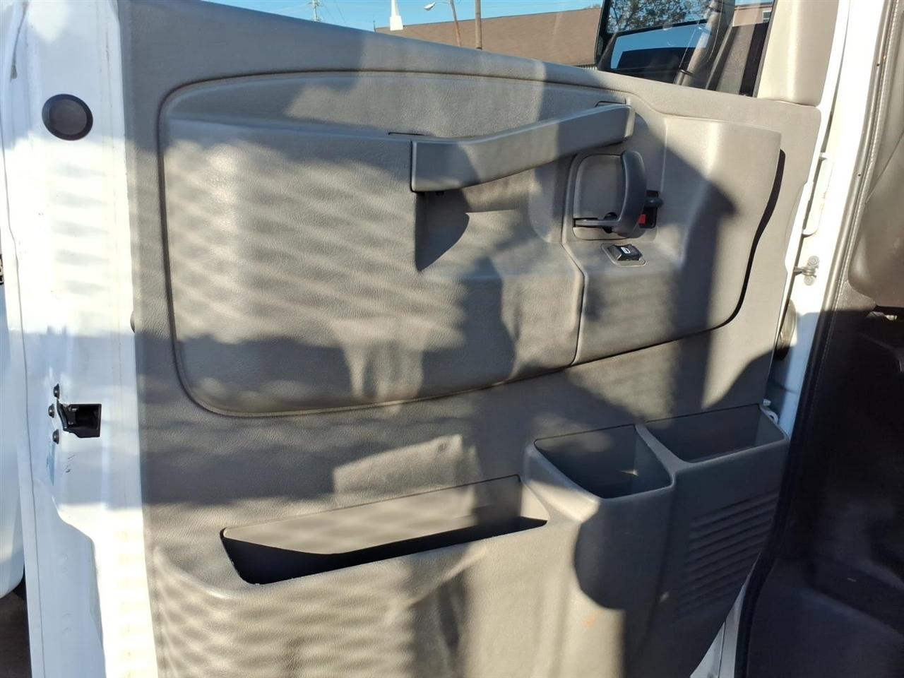 Chevrolet Express Cargo Van  2016