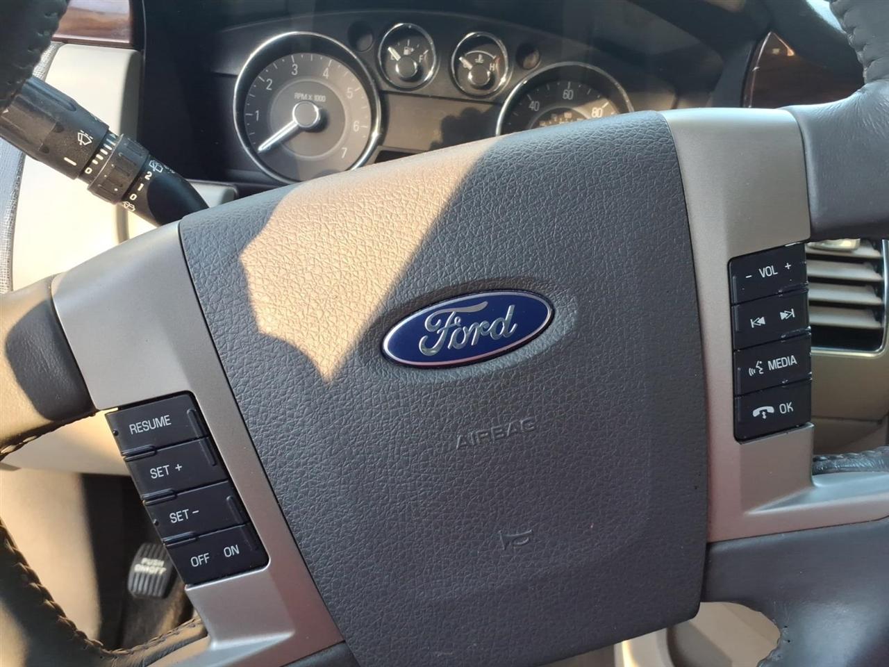 Ford Flex  2010