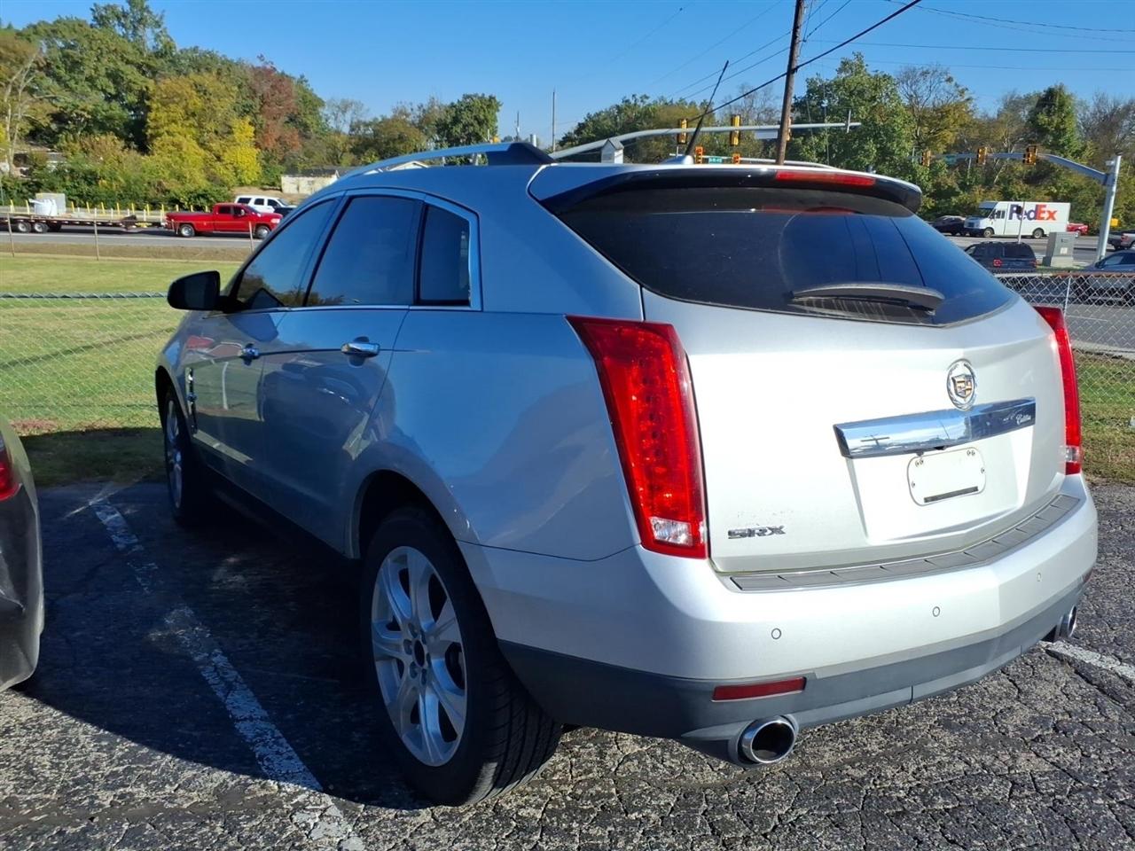 Cadillac SRX  2011