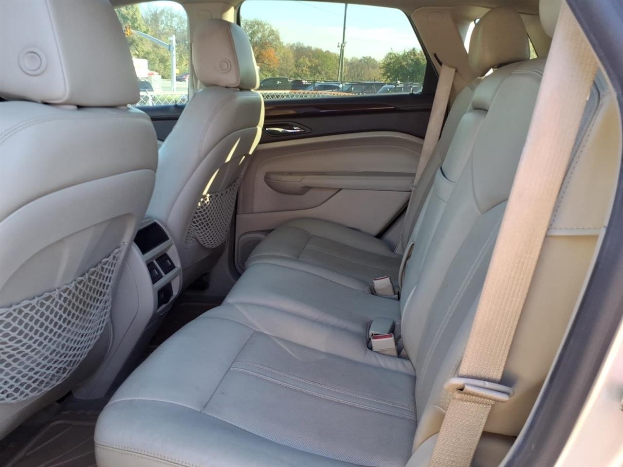 Cadillac SRX  2011