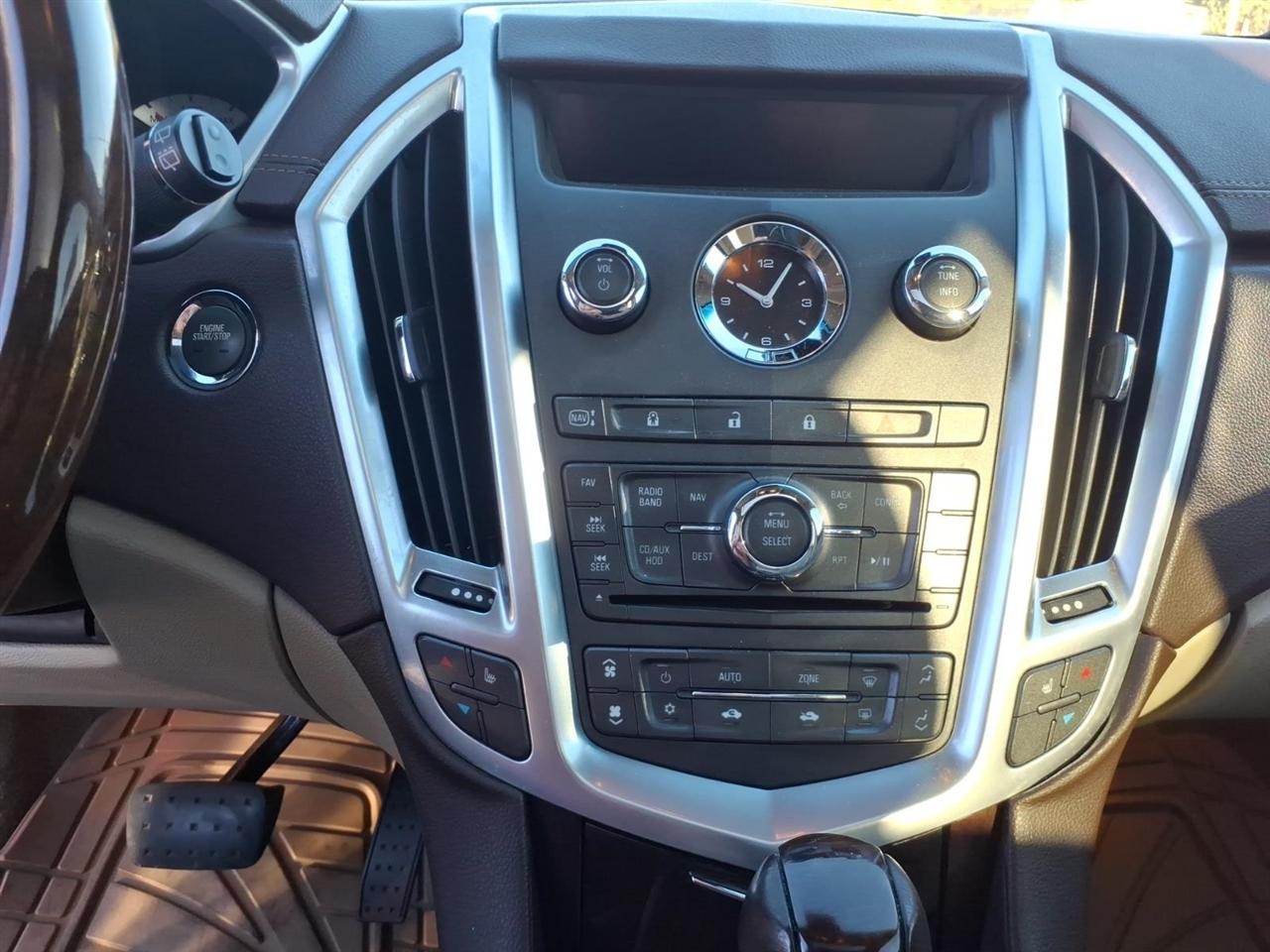 Cadillac SRX  2011