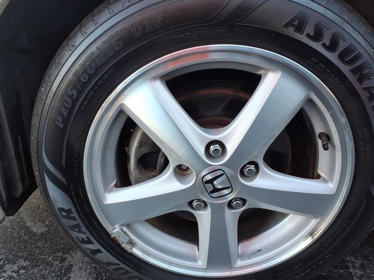 Honda Accord Sdn  2004