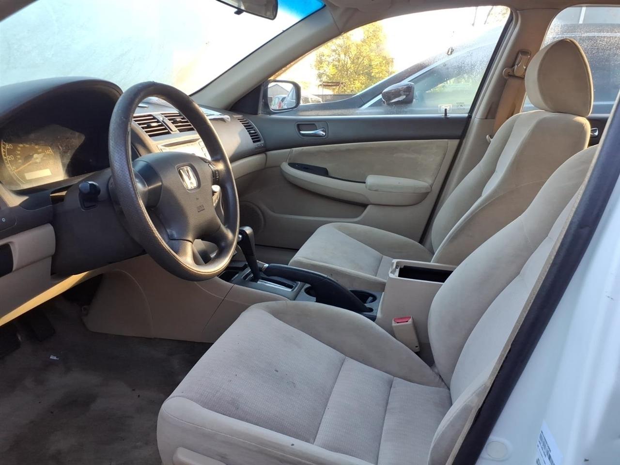 Honda Accord Sdn  2004
