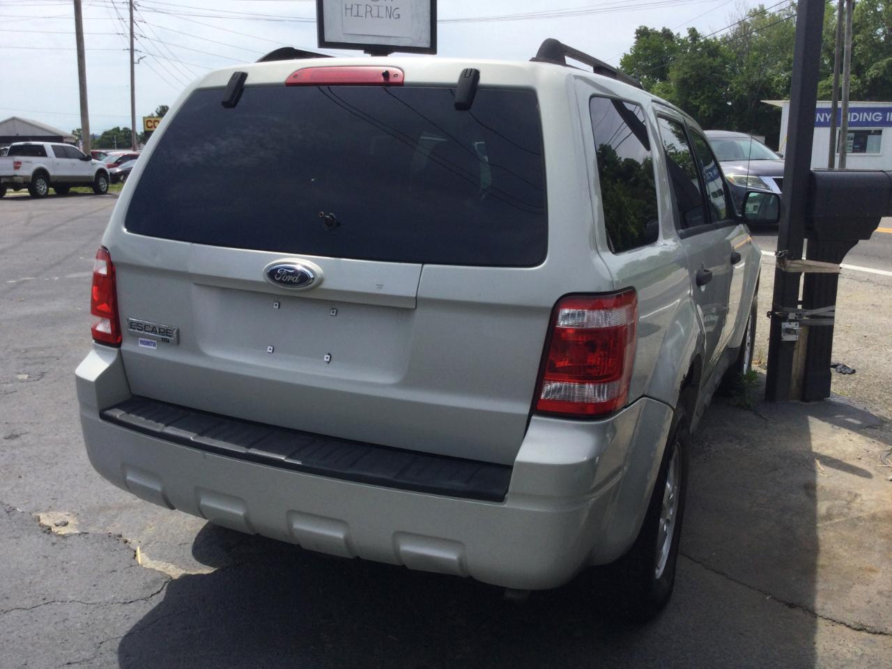 Ford Escape  2009