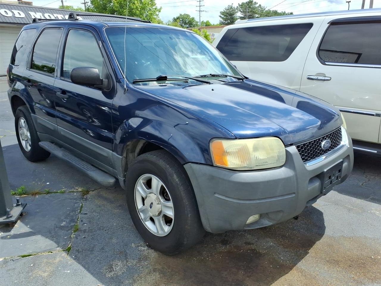 Ford Escape  2004