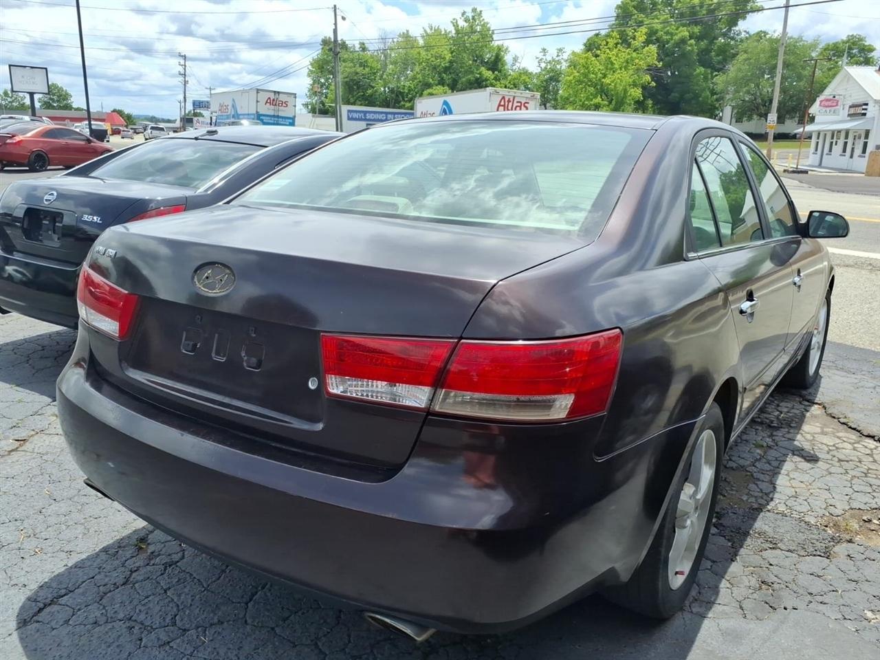 Hyundai Sonata LX 4D Sedan V6 2006