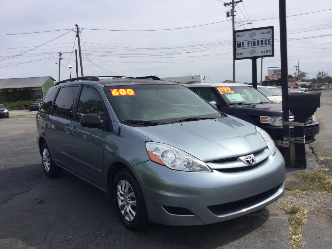 Toyota Sienna 5dr 7-Pass Van CE FWD (Natl) 2010