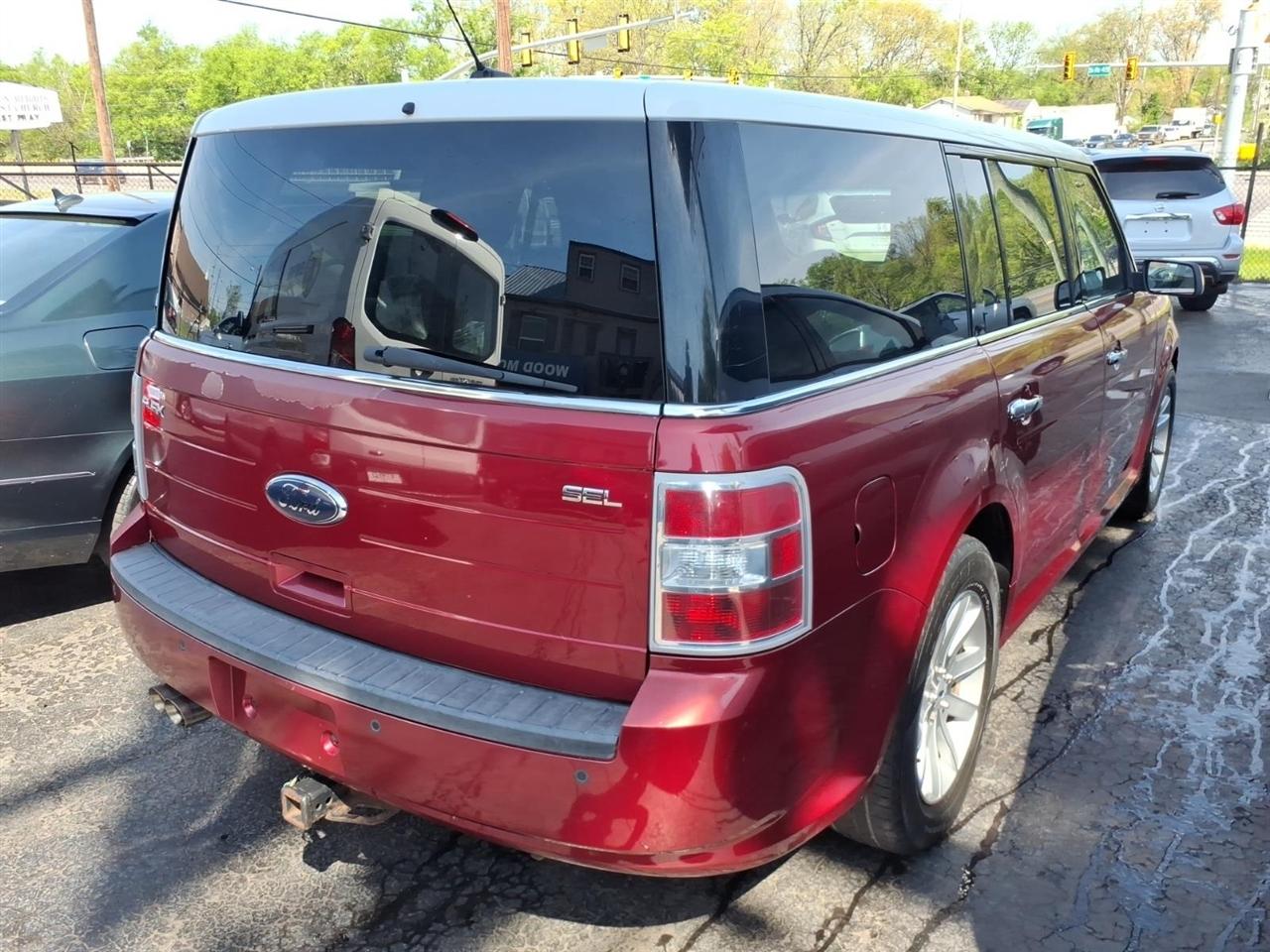 Ford Flex SEL 4D SUV FWD 2009