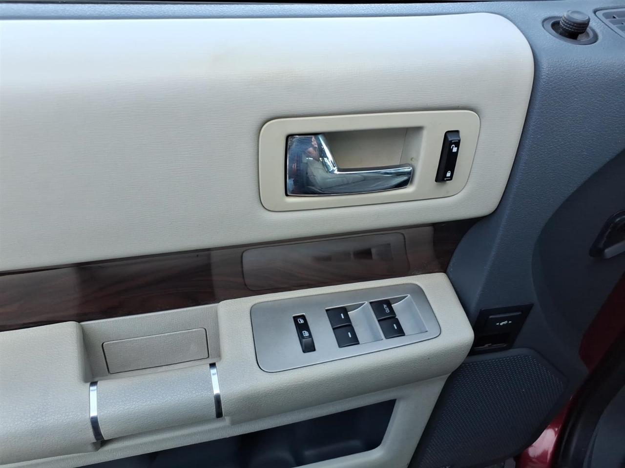 Ford Flex SEL 4D SUV FWD 2009