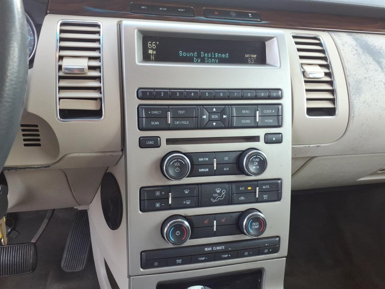 Ford Flex SEL 4D SUV FWD 2009