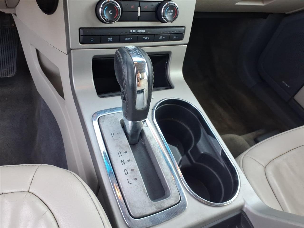 Ford Flex SEL 4D SUV FWD 2009