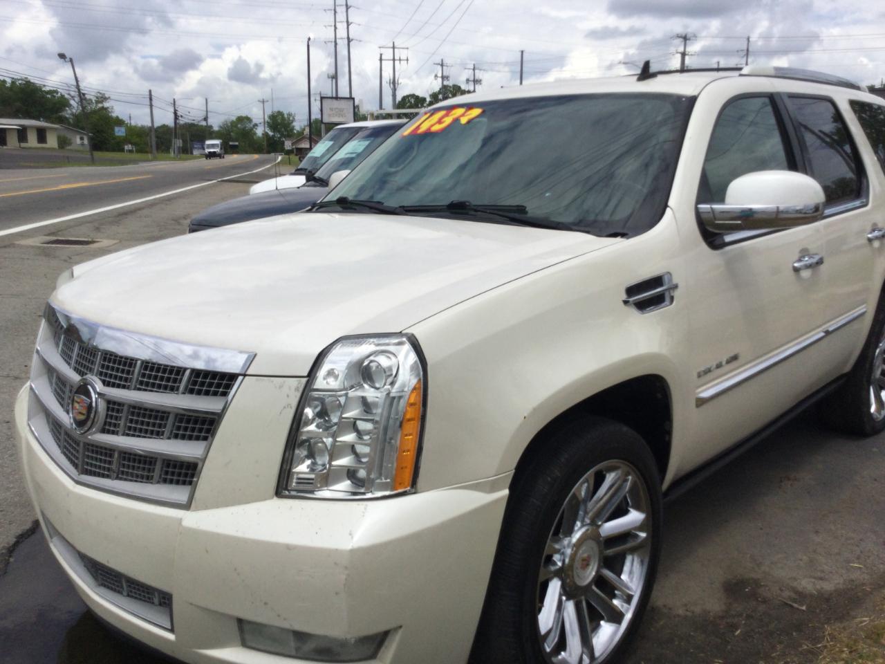 Cadillac Escalade  2012