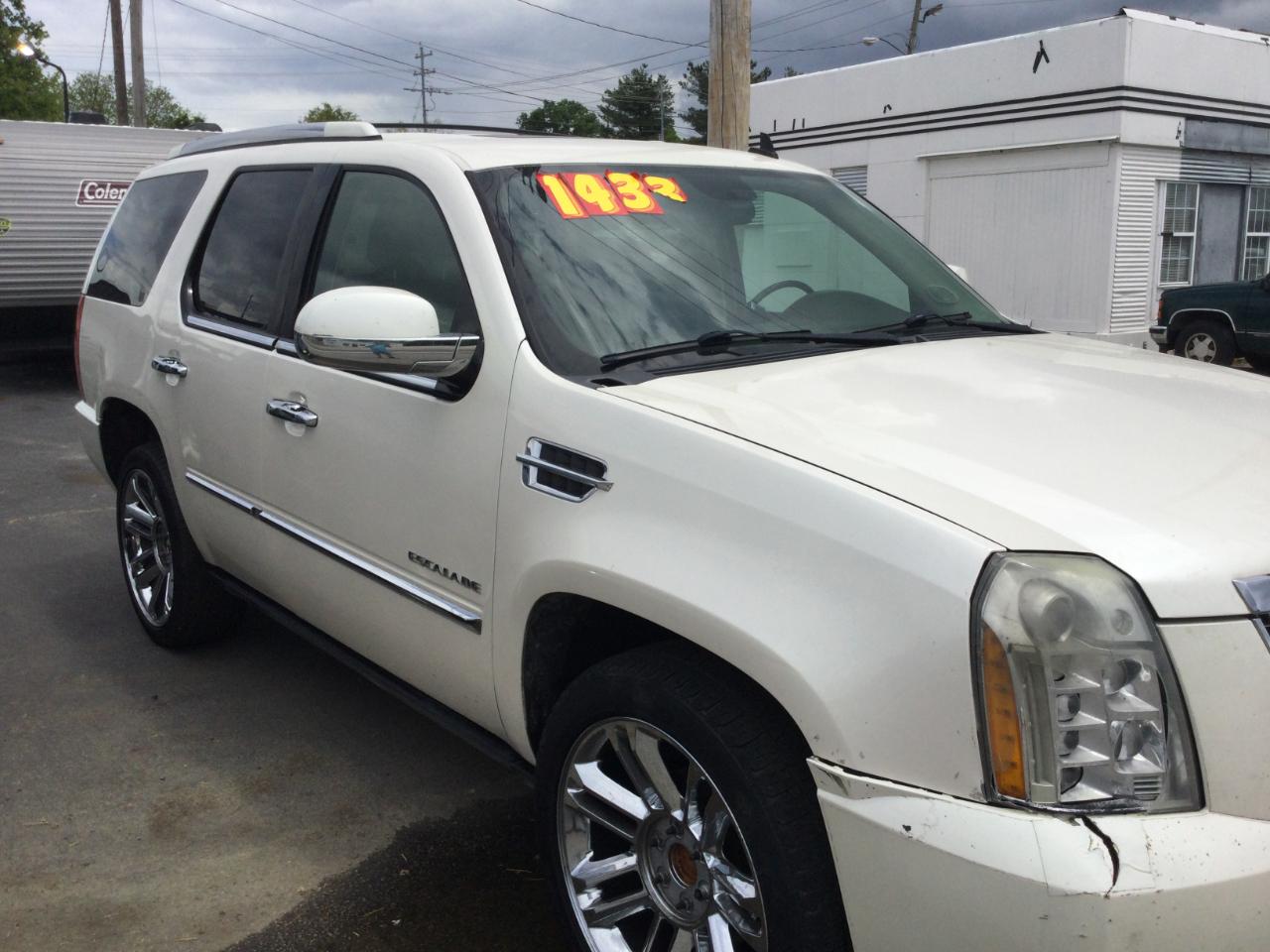 Cadillac Escalade  2012