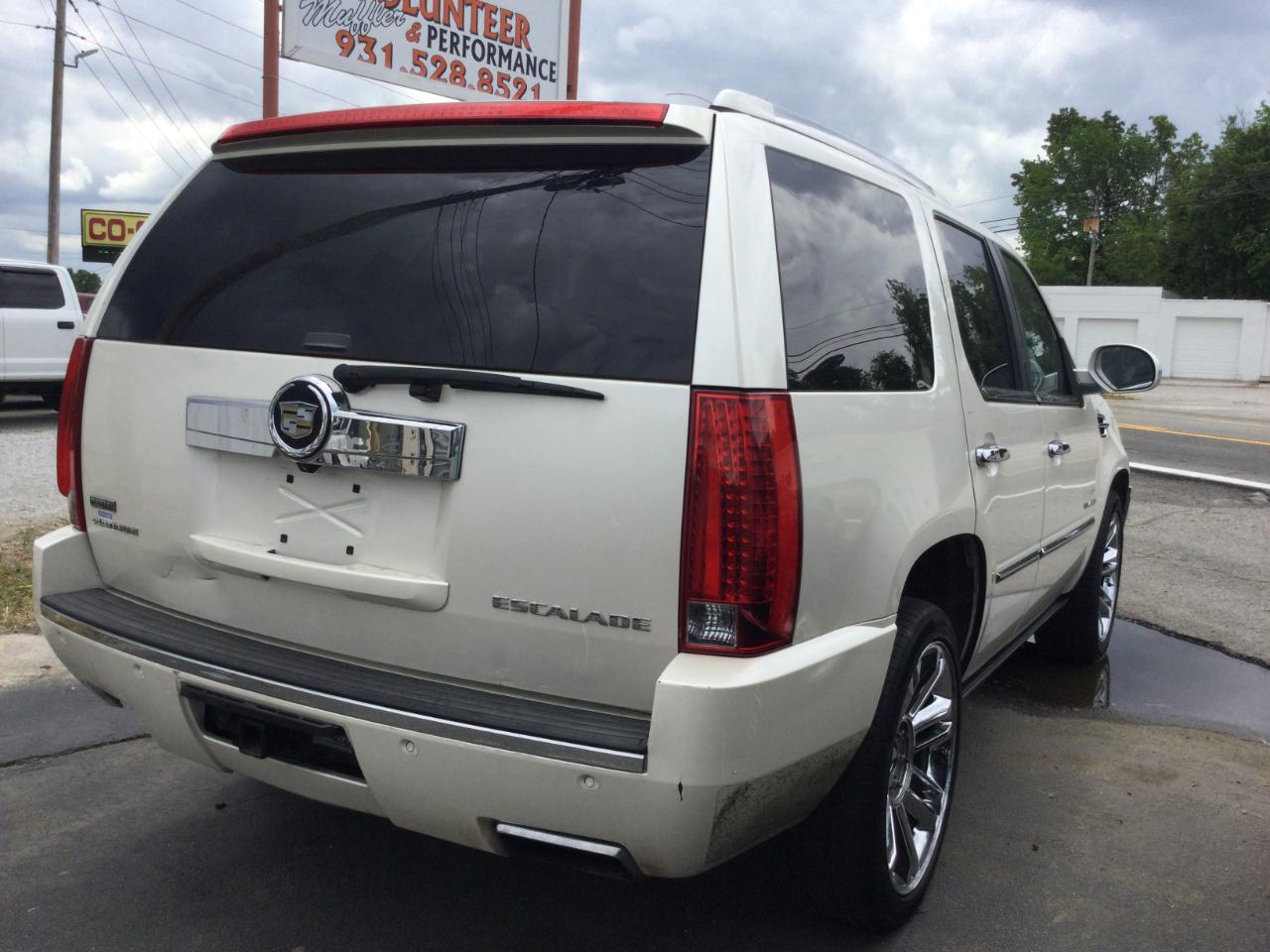 Cadillac Escalade  2012