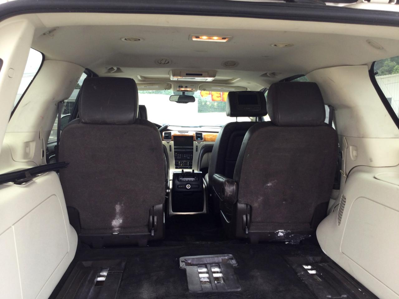 Cadillac Escalade  2012