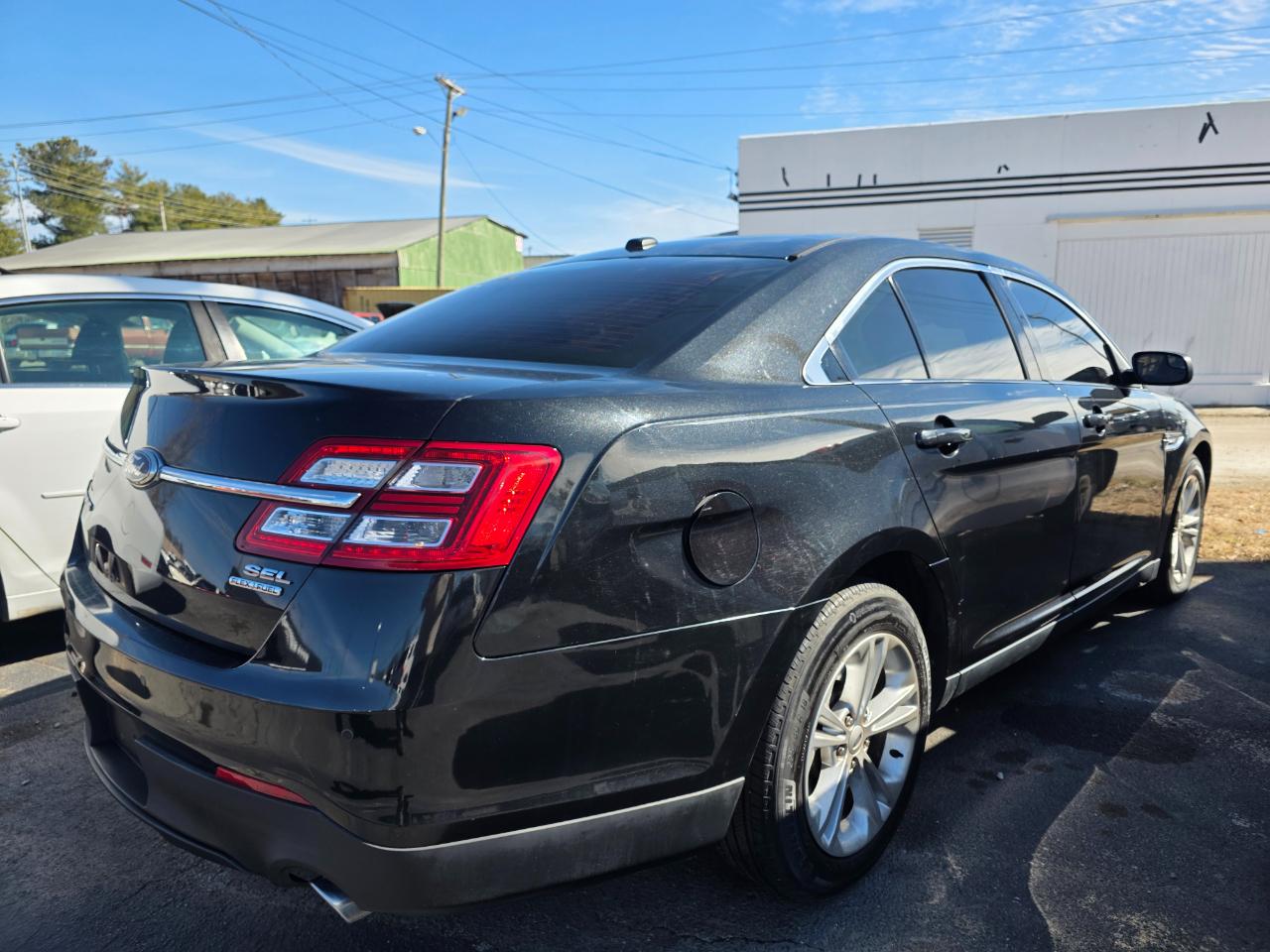 Ford Taurus SEL 4D Sedan 2013
