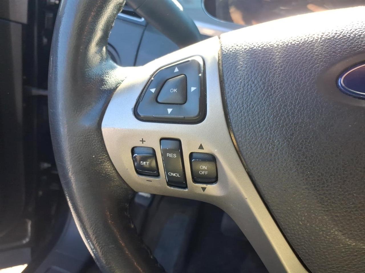 Ford Taurus SEL 4D Sedan 2013