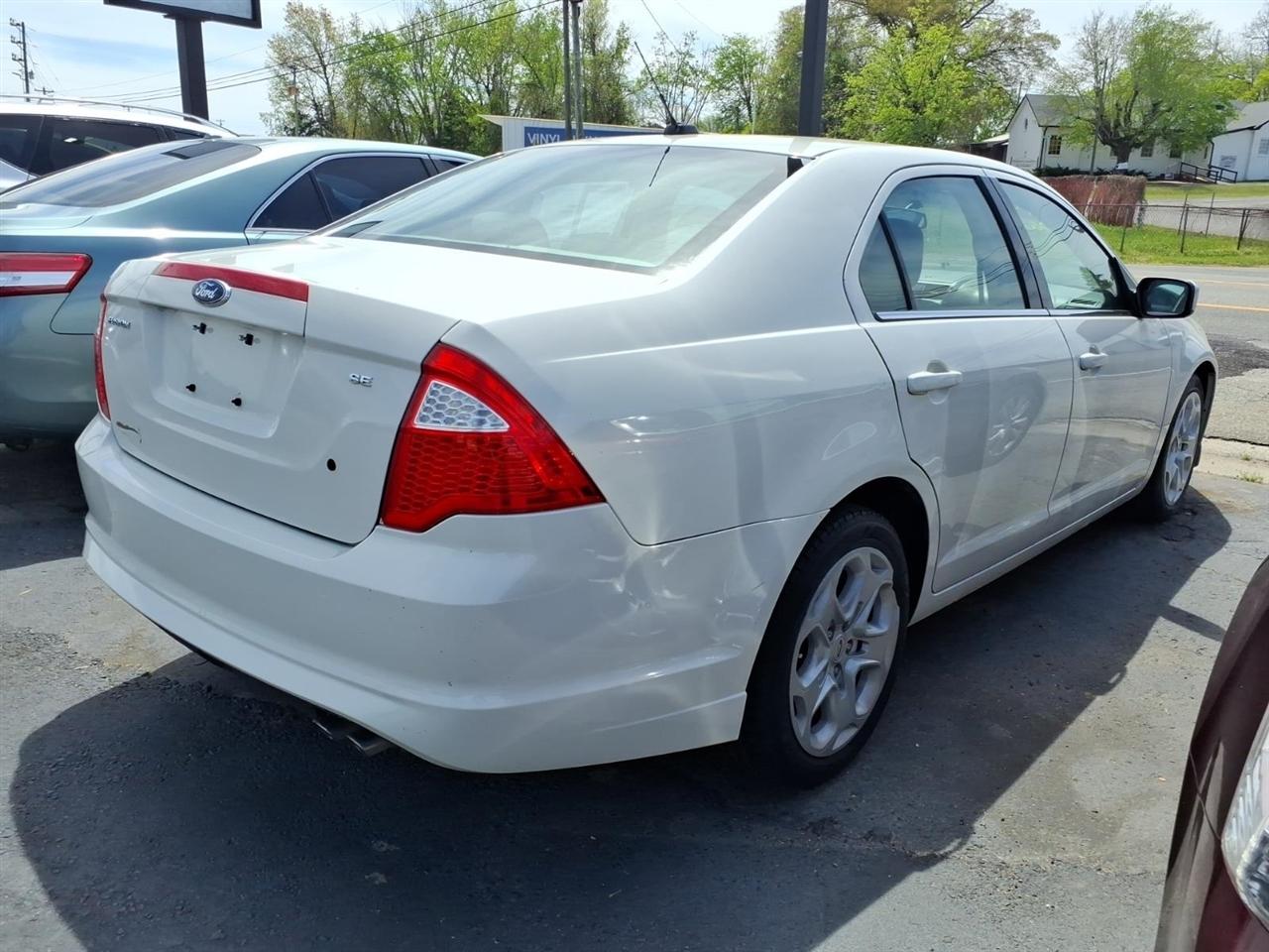 Ford Fusion  2010