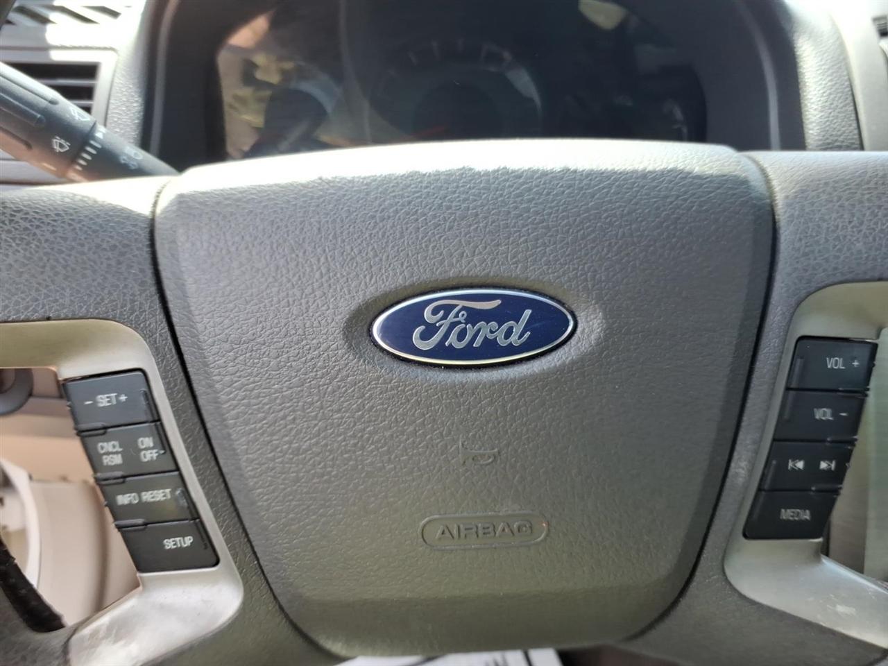 Ford Fusion  2010