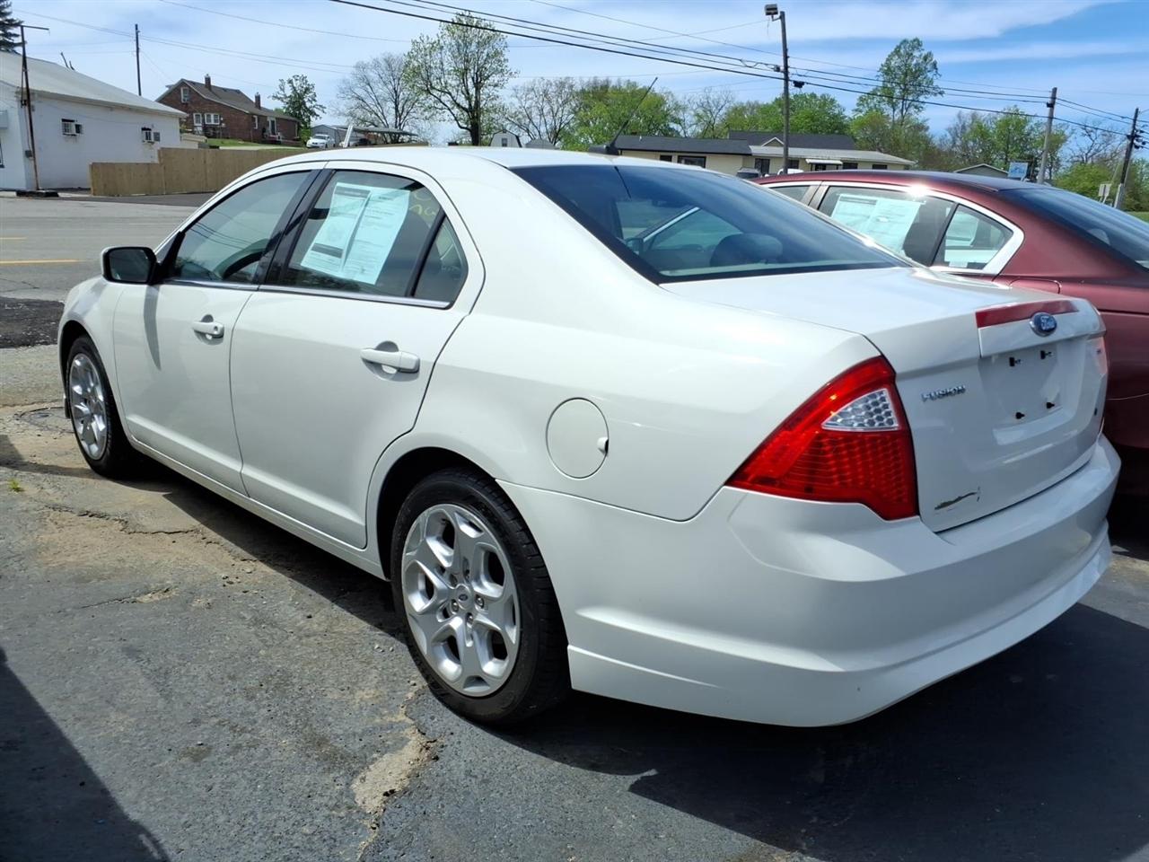 Ford Fusion  2010