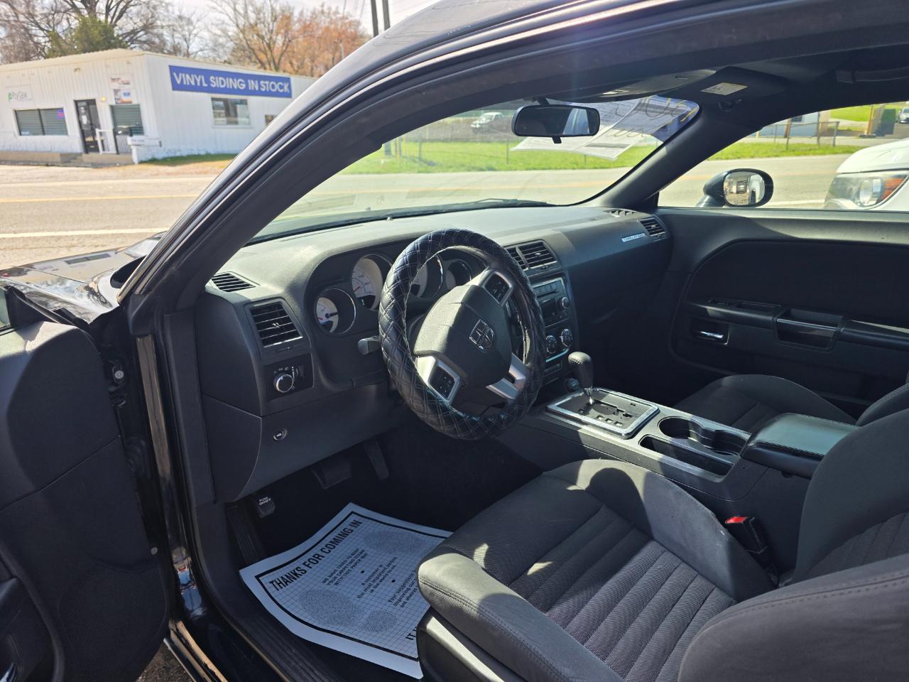 Dodge Challenger 2dr Cpe SXT 2013