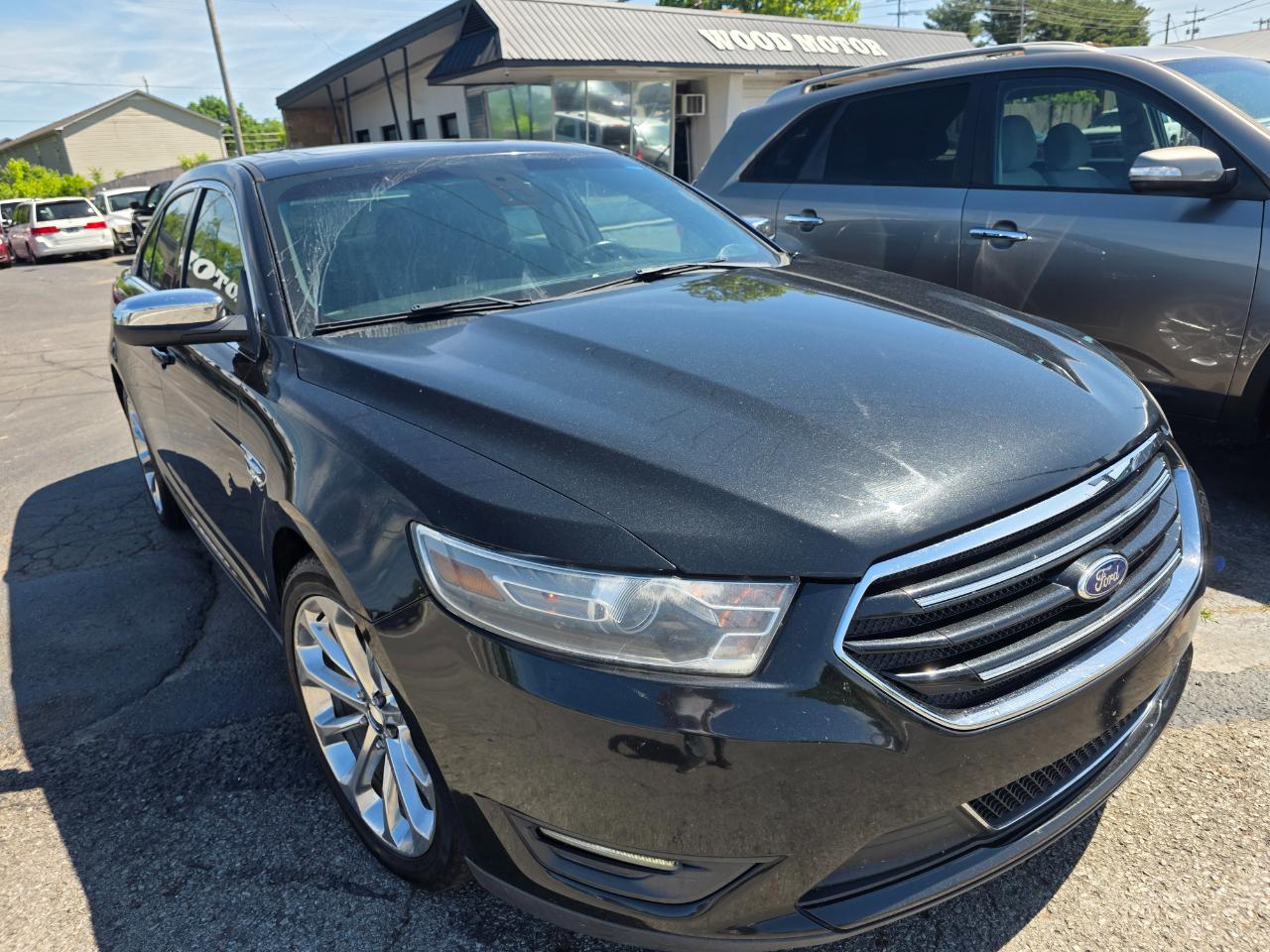 Ford Taurus 4dr Sdn Limited FWD 2014