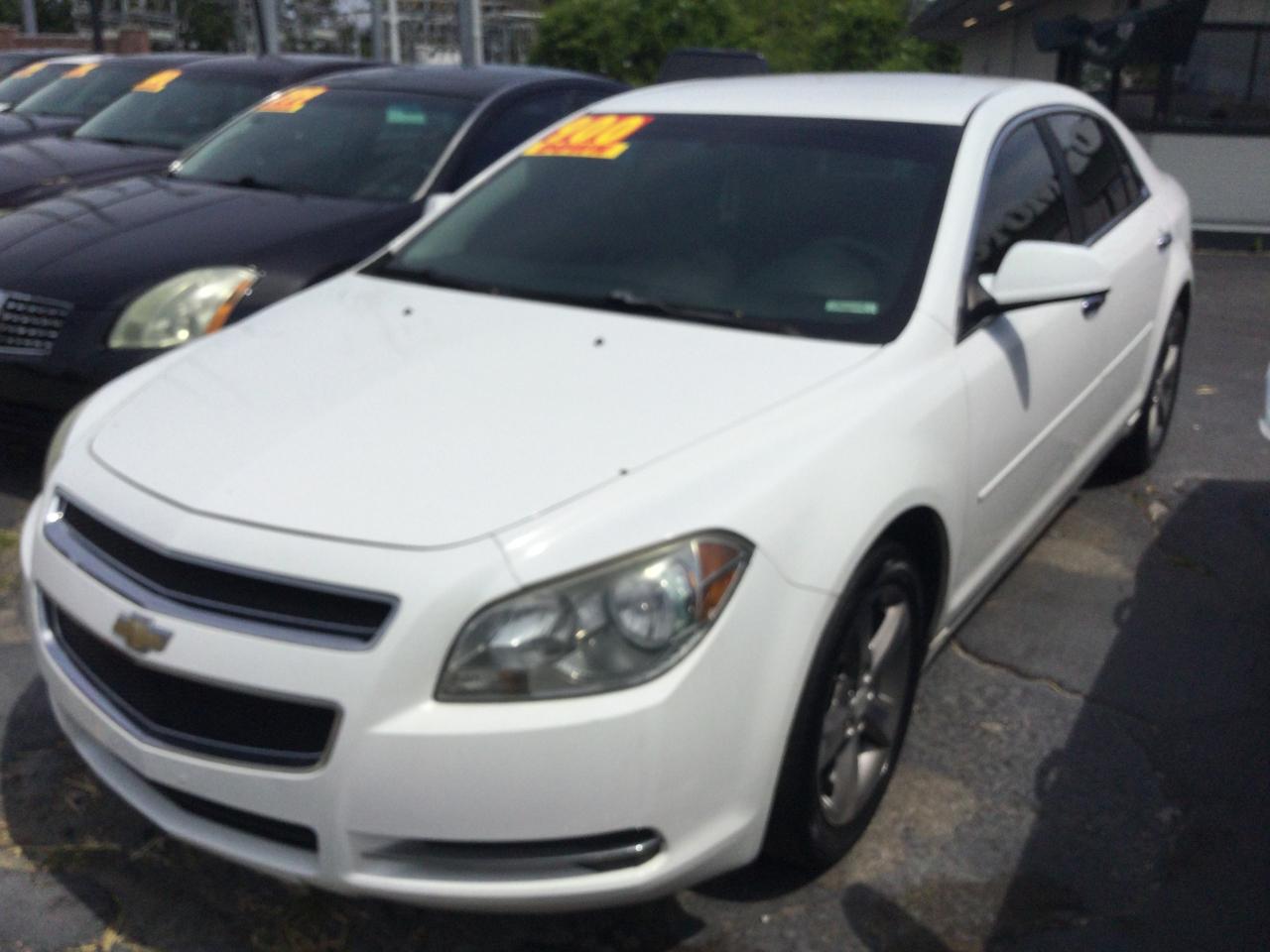Chevrolet Malibu  2012