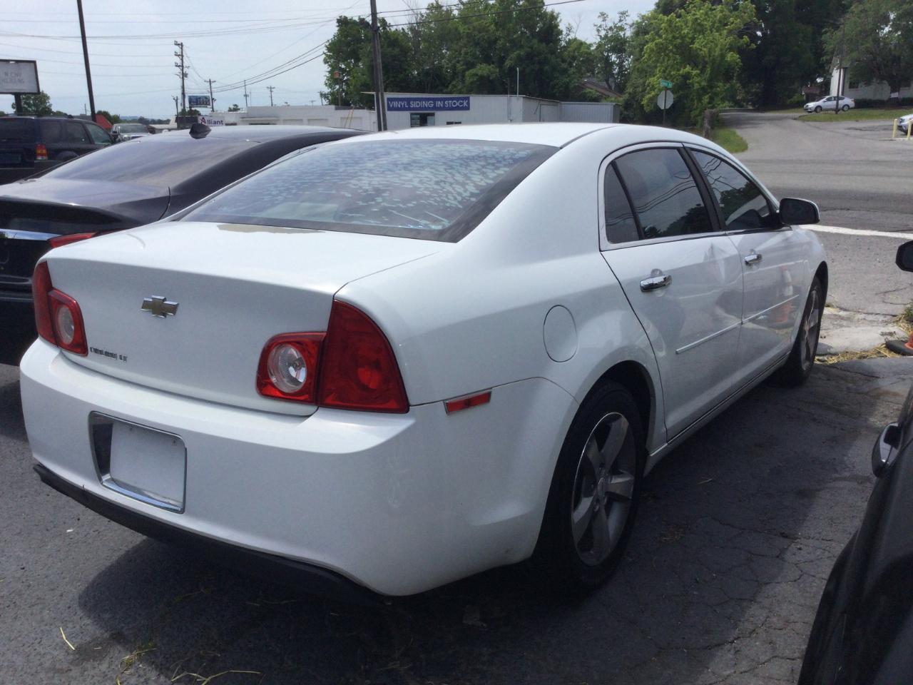 Chevrolet Malibu  2012
