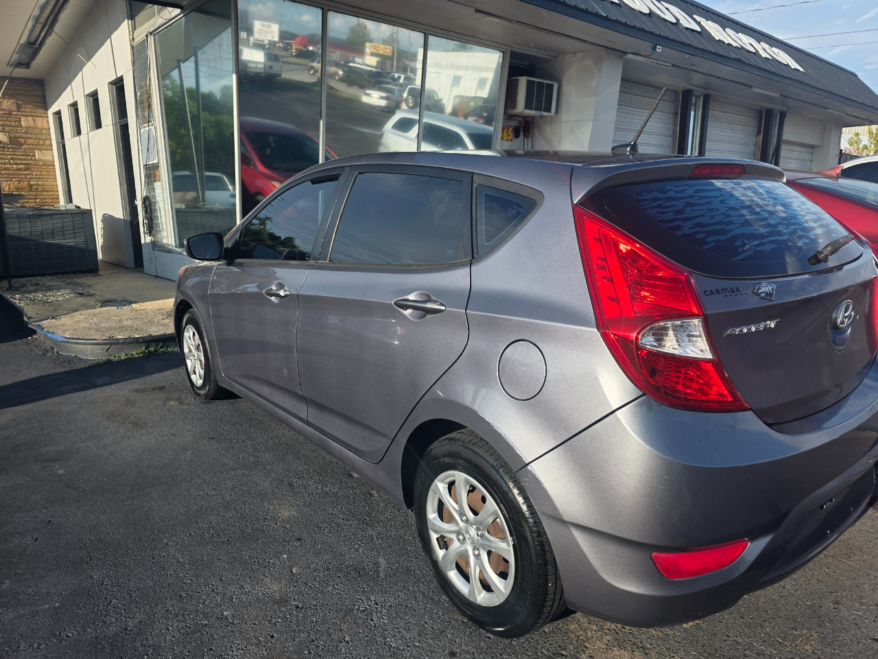 Hyundai Accent  2013