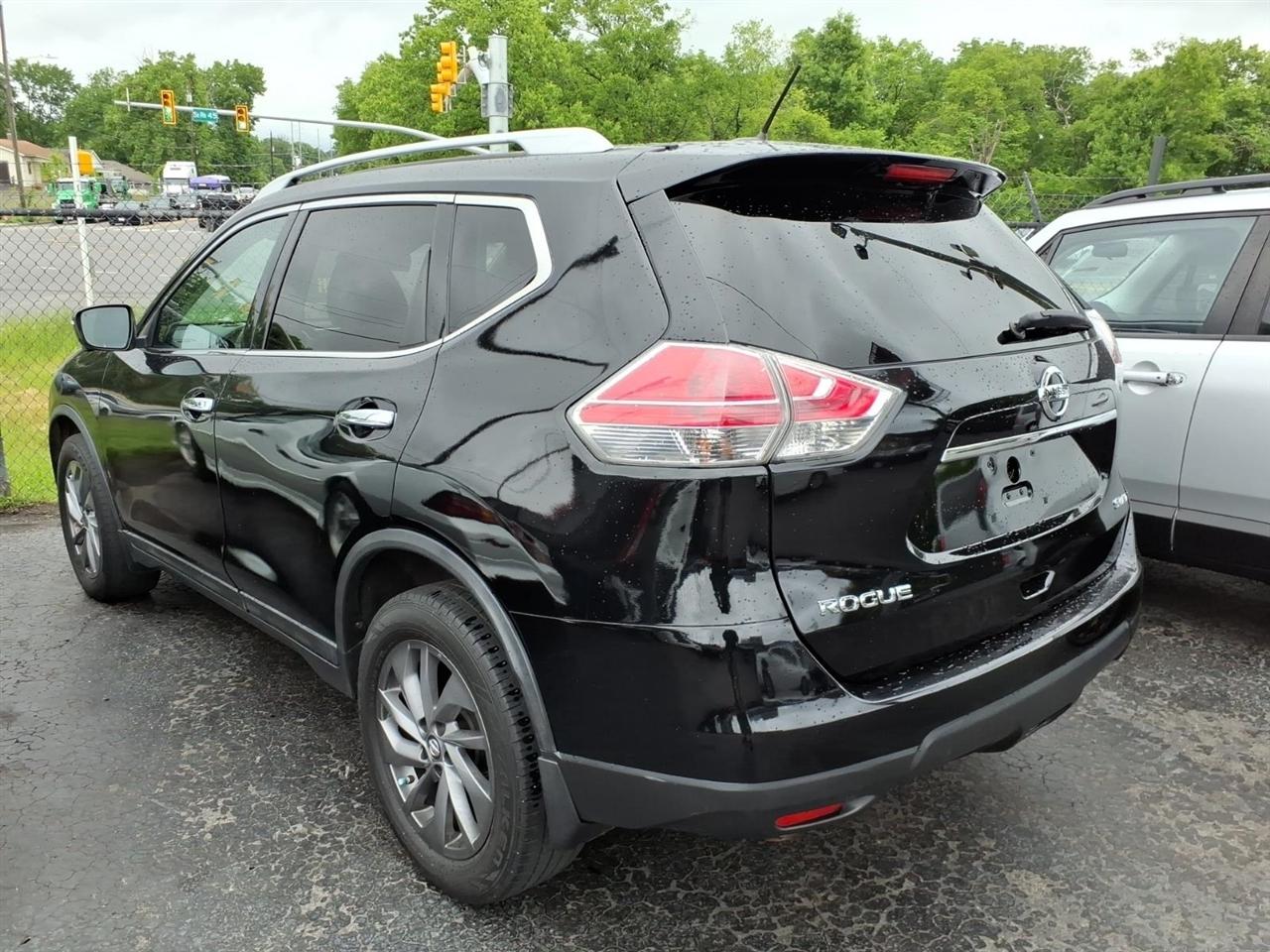 Nissan Rogue  2016