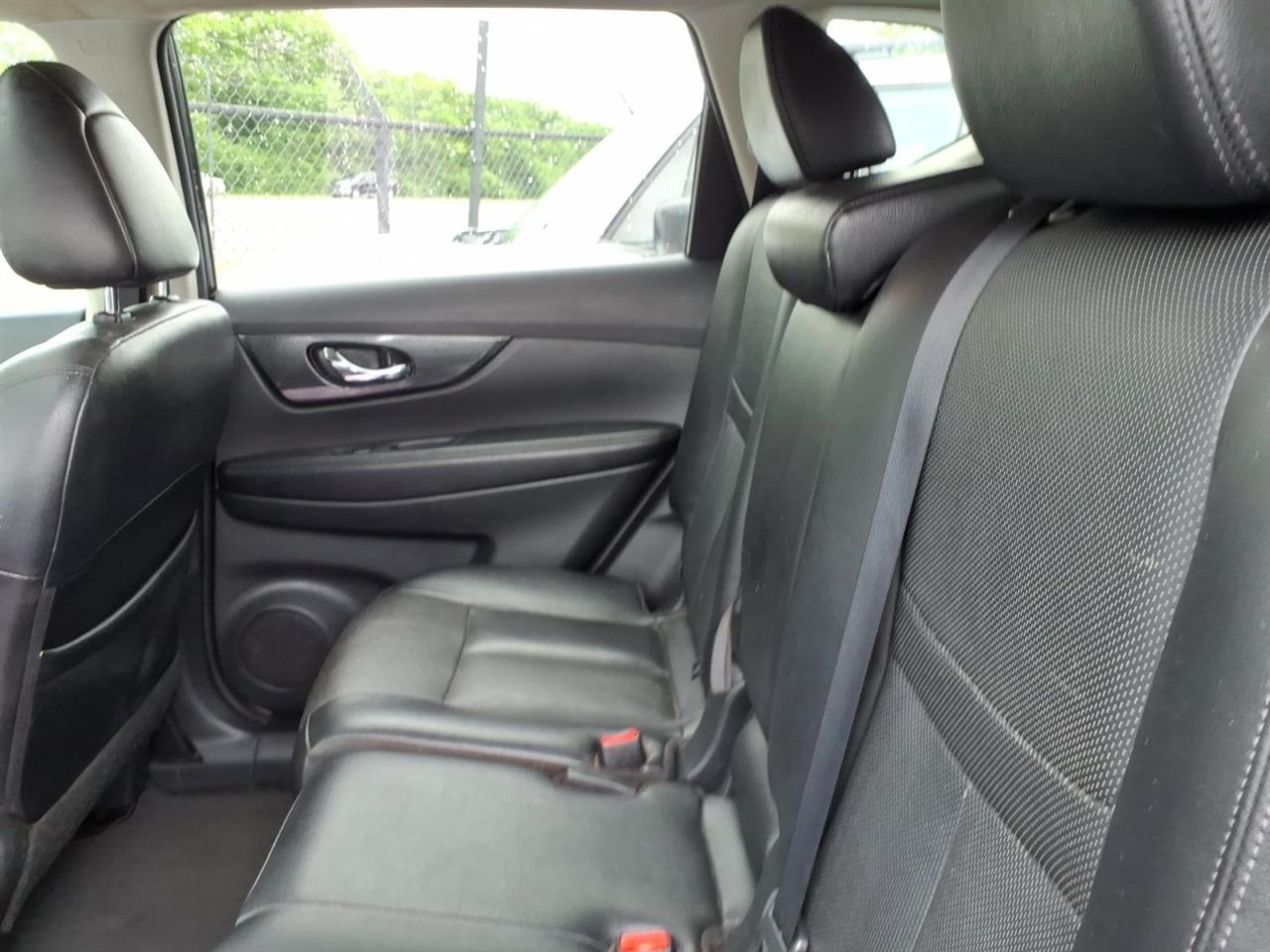 Nissan Rogue  2016