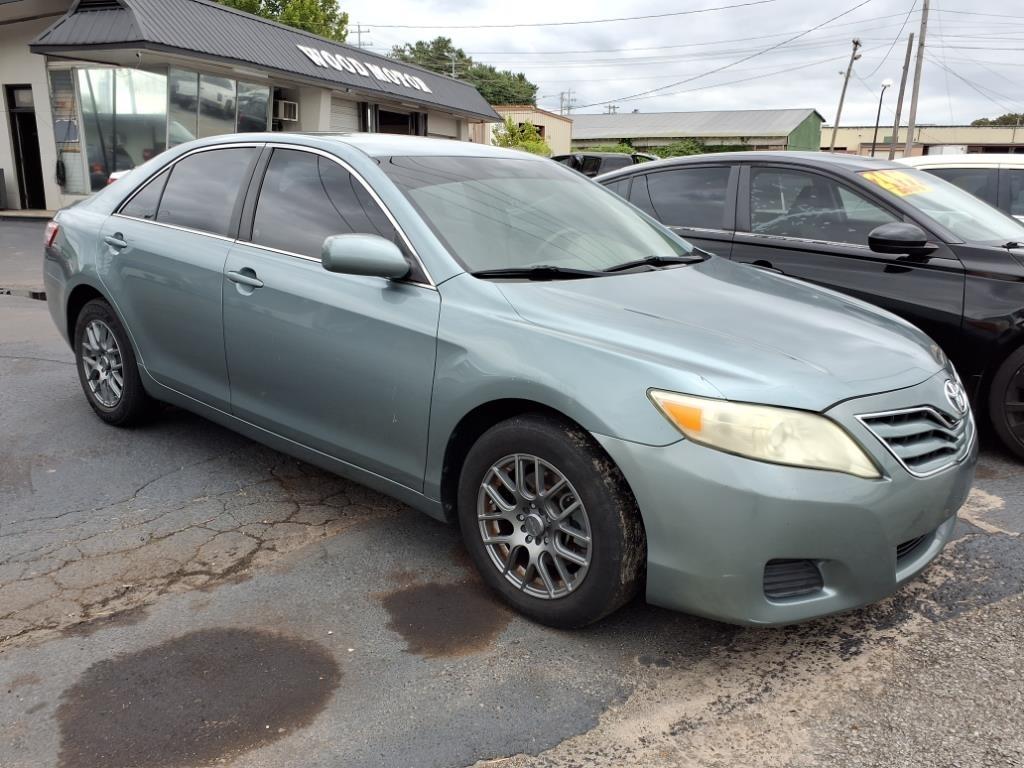 Toyota Camry  2011