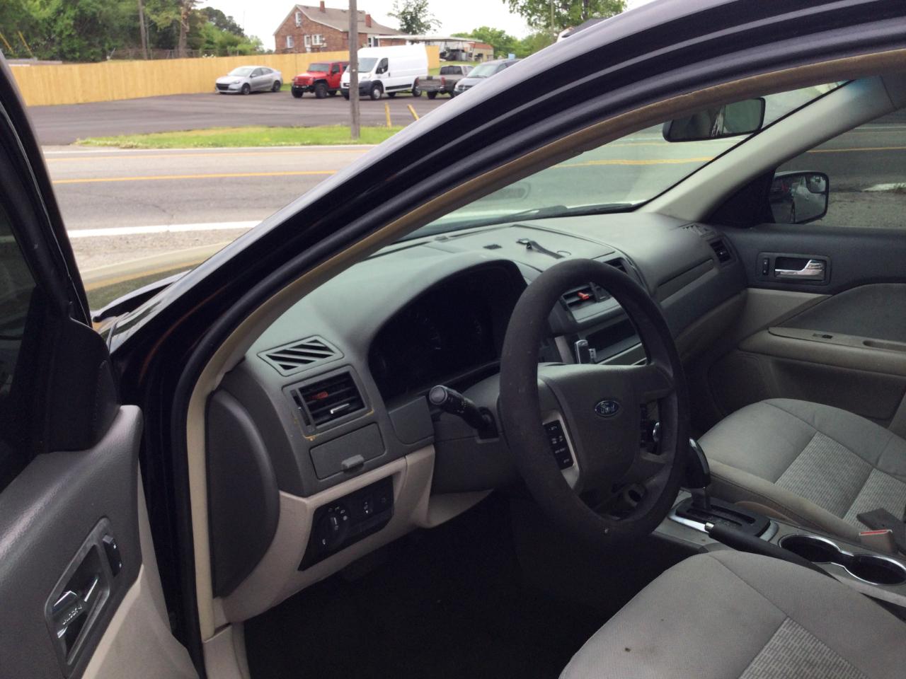 Ford Fusion  2012