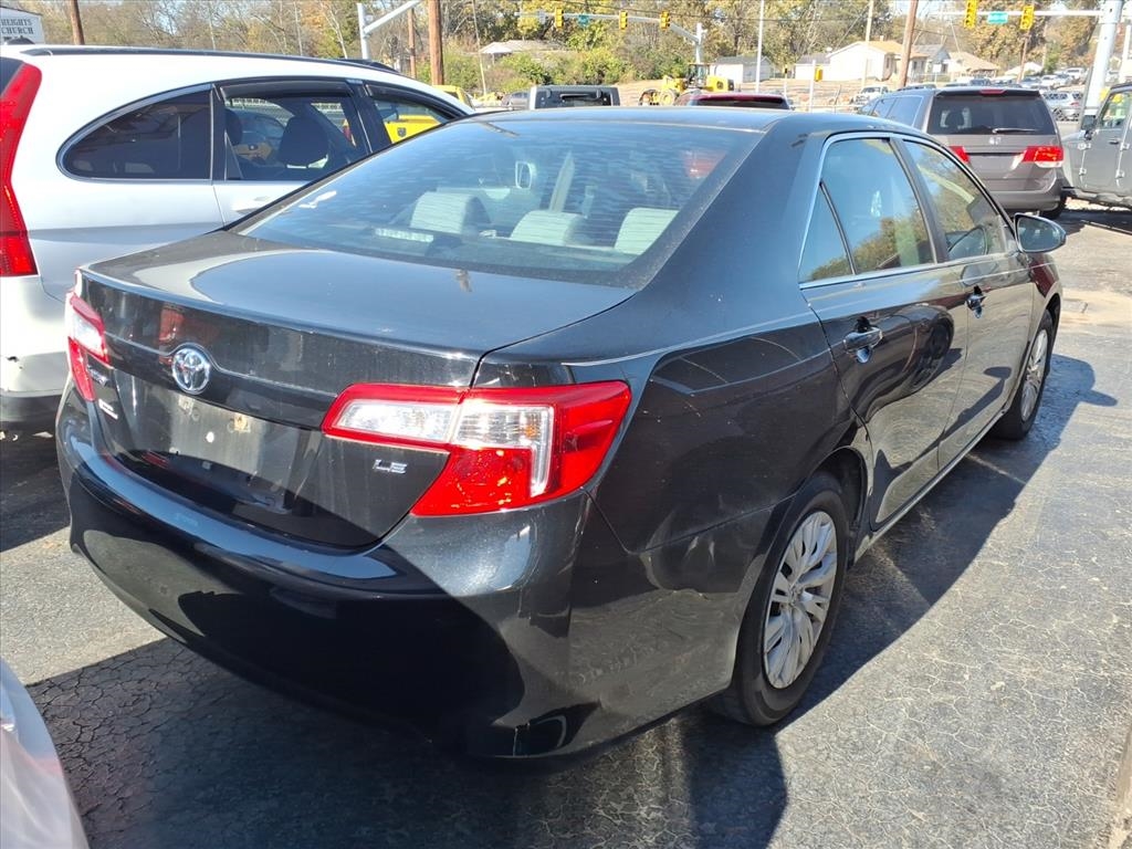 Toyota Camry  2013
