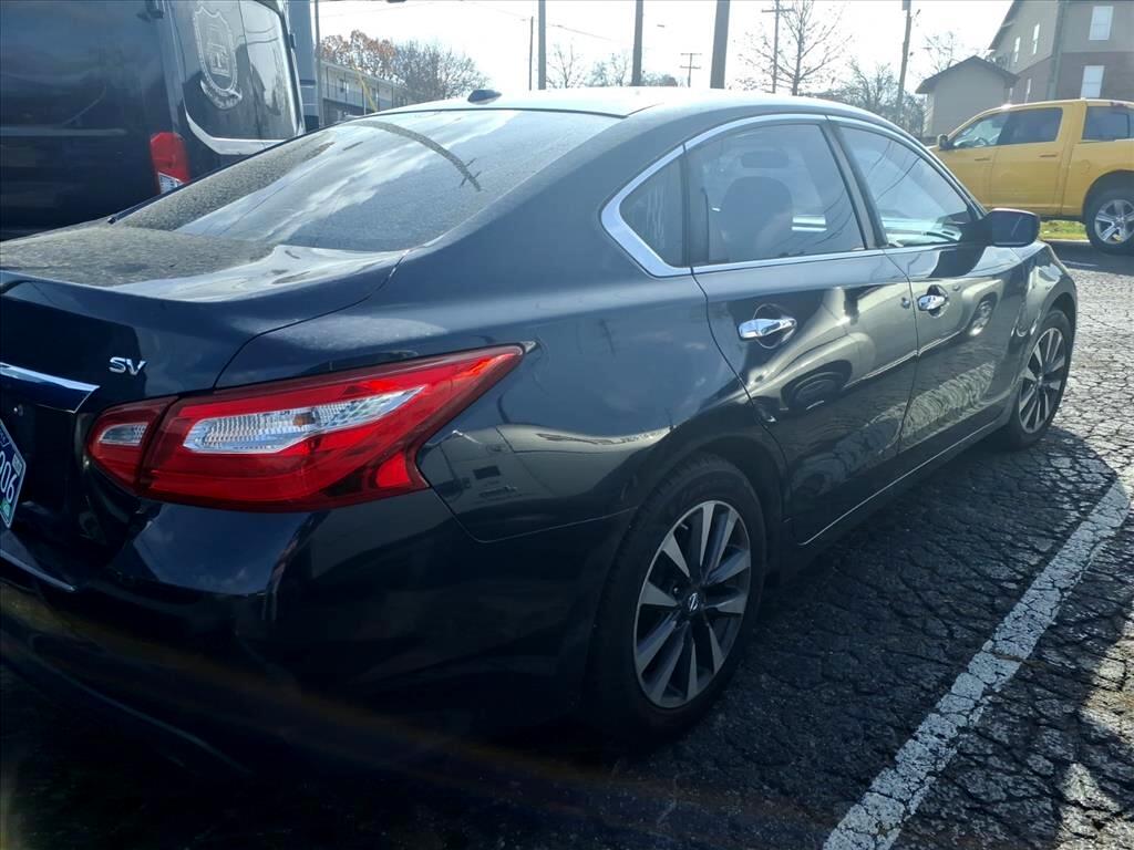 Nissan Altima  2017