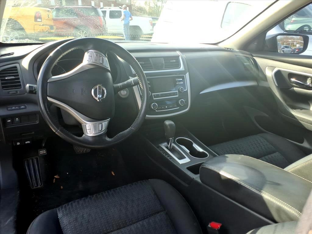 Nissan Altima  2017