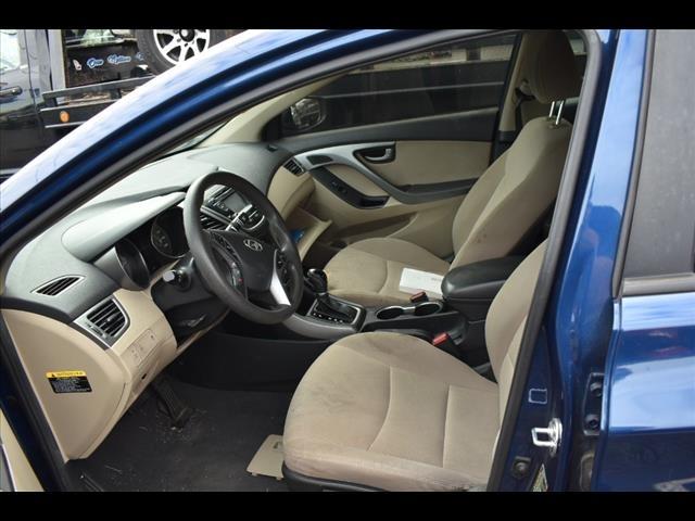 Hyundai Elantra  2016