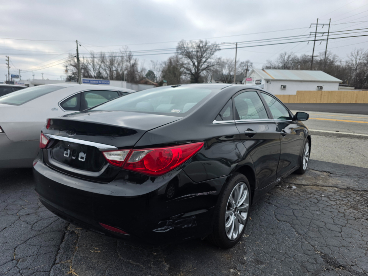 Hyundai Sonata 4dr Sdn 2.4L Auto GLS 2011